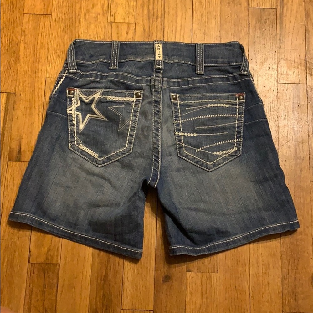 Ariat denim shorts size 28R